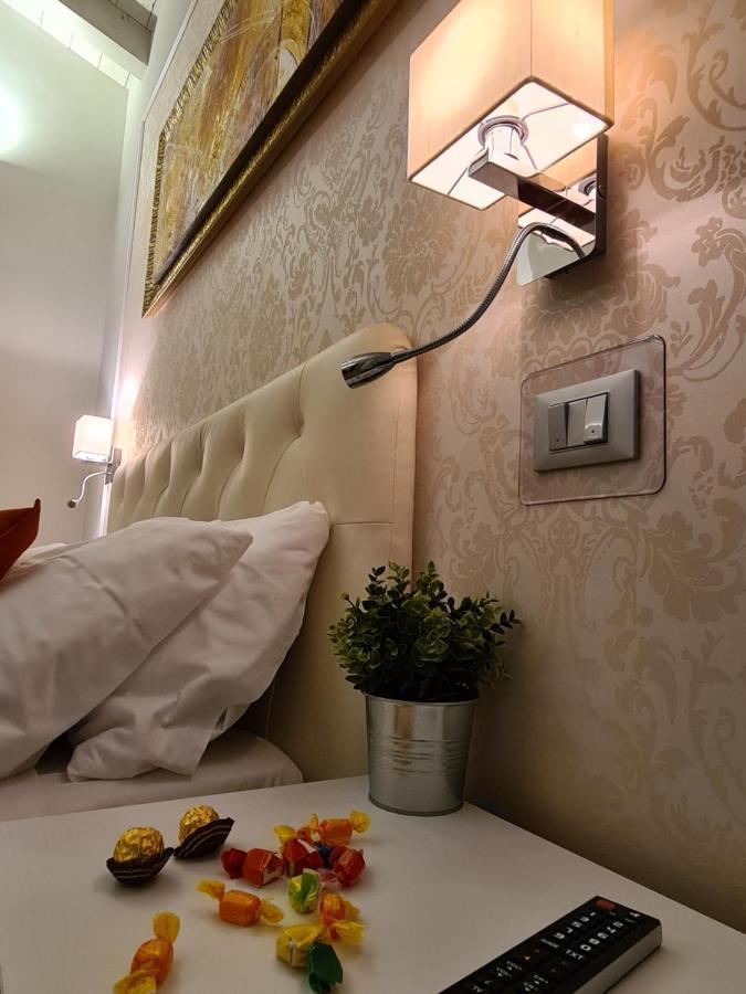 B&B Gardacharme Ντεζεντσάνο ντελ Γκάρντα Εξωτερικό φωτογραφία