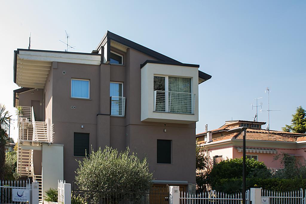 B&B Gardacharme Ντεζεντσάνο ντελ Γκάρντα Εξωτερικό φωτογραφία