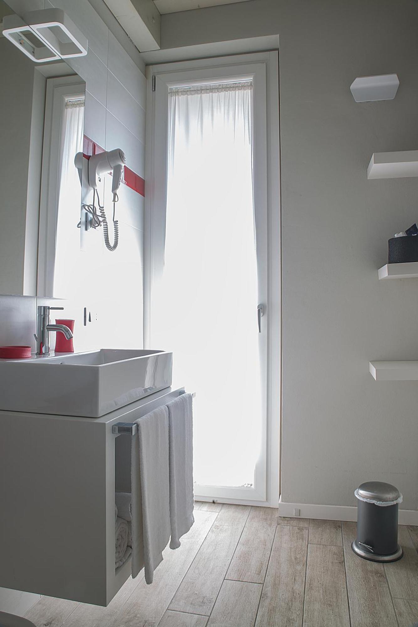B&B Gardacharme Ντεζεντσάνο ντελ Γκάρντα Εξωτερικό φωτογραφία